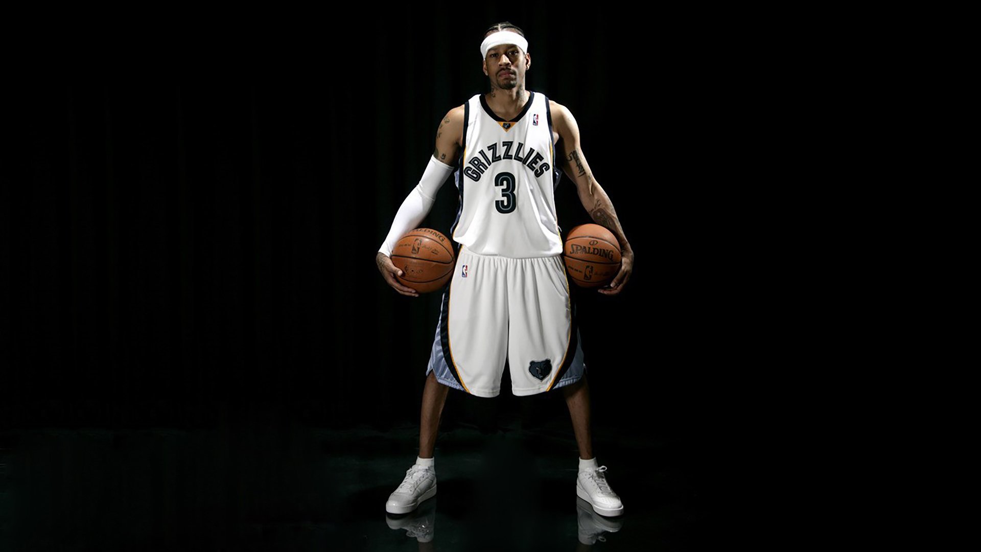 爵士三分球命中数创新高赢得掌声，爵士投三分的中锋