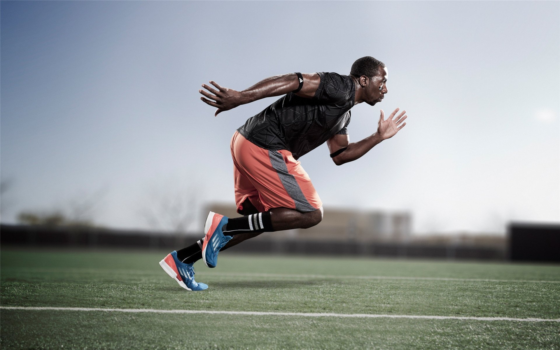 詹姆斯教学视频引粉丝模仿热潮，播放詹姆斯